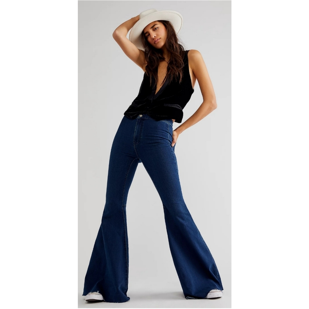 💖FREE PEOPLE / WE THE FREE Just Float On Flare Jeans